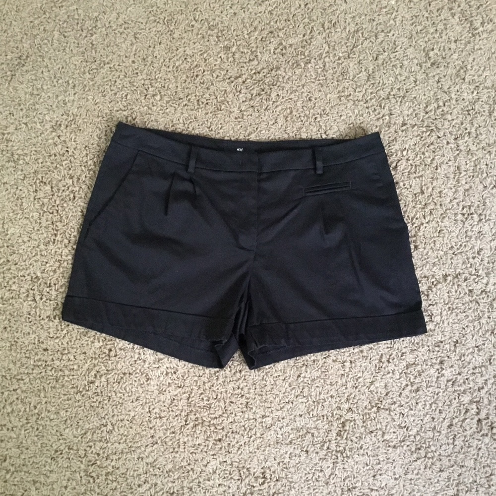 Women’s Black Shorts—Size 12, 4” Inseam, Pocket
